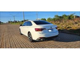 VOLKSWAGEN - JETTA - 2023/2023 - Branca - R$ 208.900,00