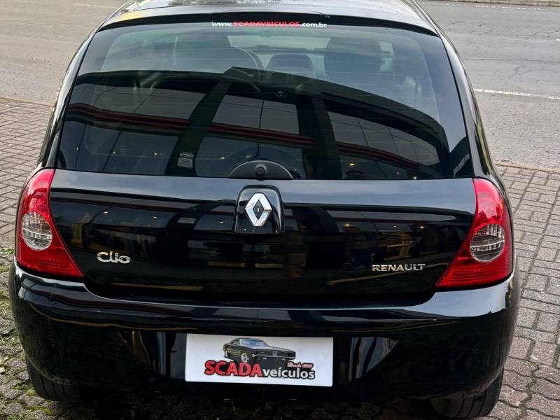RENAULT - CLIO - 2011/2011 - Preta - R$ 21.900,00