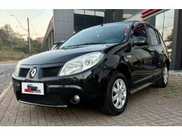 RENAULT - SANDERO - 2010/2010 - Preta - R$ 31.900,00