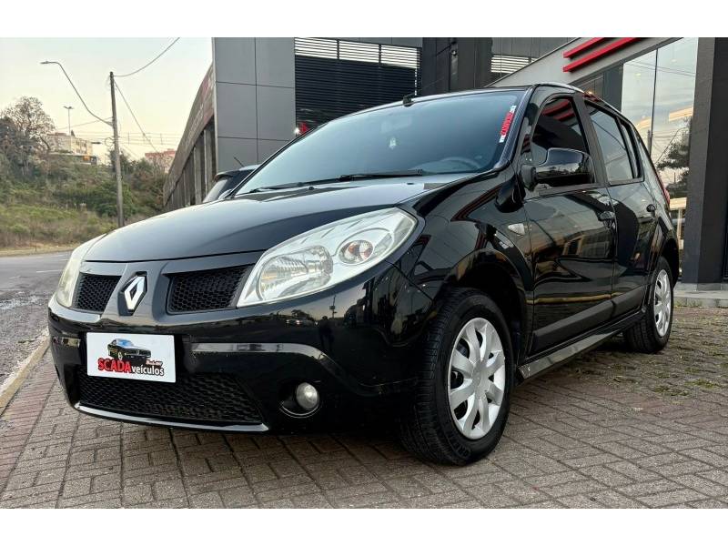 RENAULT - SANDERO - 2010/2010 - Preta - R$ 31.900,00