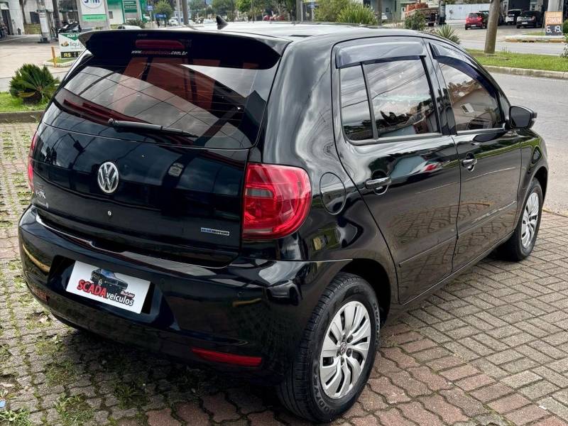 VOLKSWAGEN - FOX - 2014/2014 - Preta - R$ 44.900,00