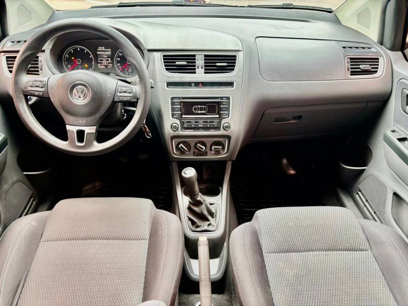 VOLKSWAGEN - FOX - 2014/2014 - Preta - R$ 44.900,00