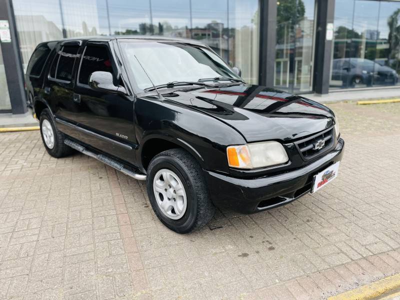 CHEVROLET - BLAZER - 1997/1998 - Preta - R$ 24.900,00