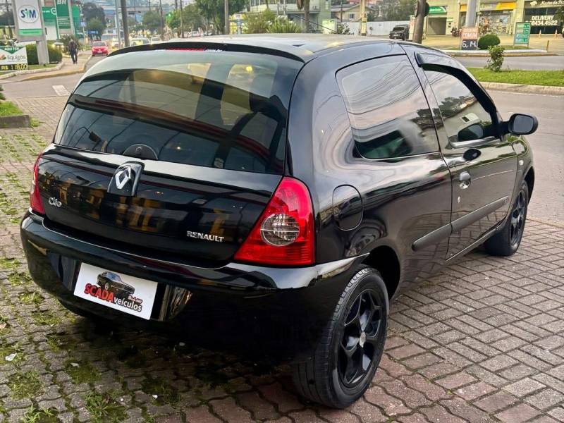 RENAULT - CLIO - 2011/2011 - Preta - R$ 21.900,00