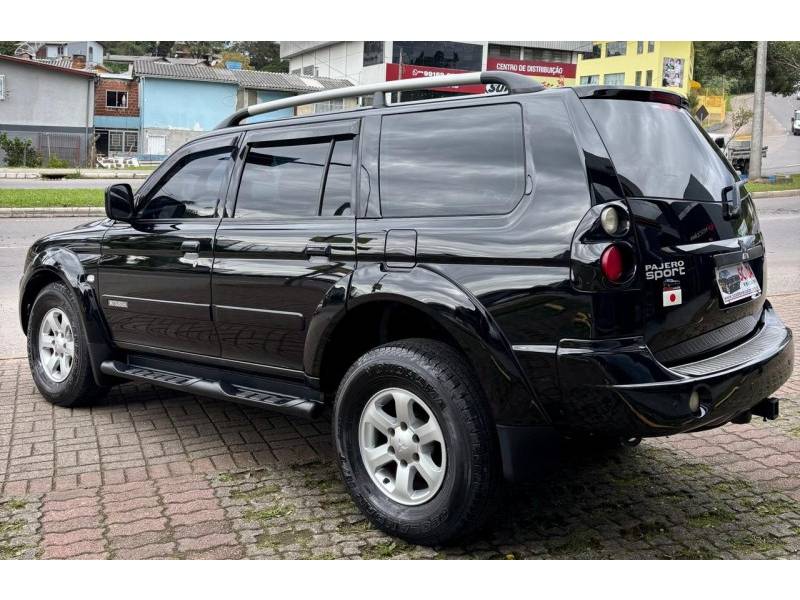 MITSUBISHI - PAJERO SPORT - 2006/2007 - Preta - R$ 58.900,00