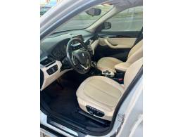 BMW - X1 - 2016/2017 - Branca - R$ 139.900,00