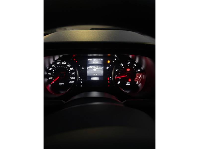 FIAT - CRONOS - 2025/2026 - Vermelha - R$ 124.990,00
