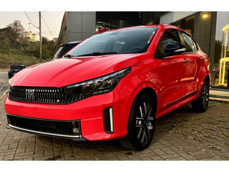 FIAT - CRONOS - 2025/2026 - Vermelha - R$ 124.990,00