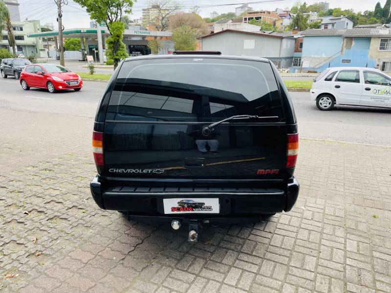 CHEVROLET - BLAZER - 1997/1998 - Preta - R$ 24.900,00