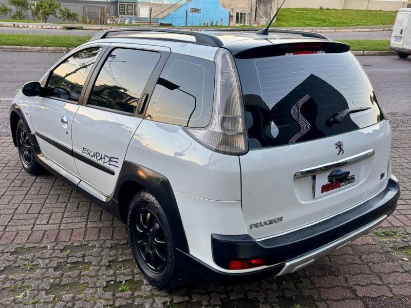 PEUGEOT - 207 - 2010/2011 - Branca - R$ 22.900,00