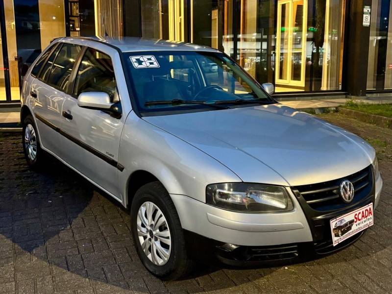 VOLKSWAGEN - GOL - 2008/2008 - Prata - R$ 28.900,00