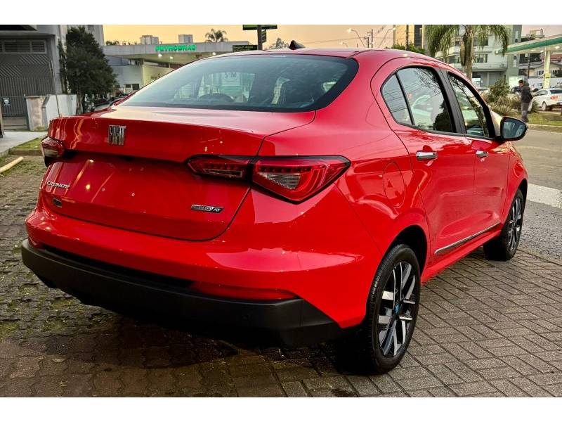 FIAT - CRONOS - 2025/2026 - Vermelha - R$ 124.990,00