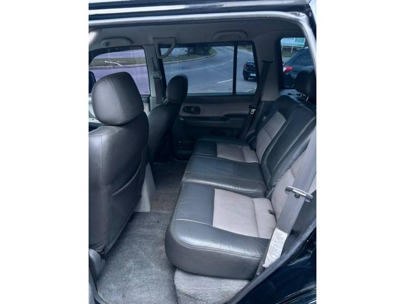 MITSUBISHI - PAJERO SPORT - 2006/2007 - Preta - R$ 58.900,00