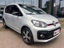 VOLKSWAGEN - UP - 2017/2018 - Prata - R$ 68.900,00