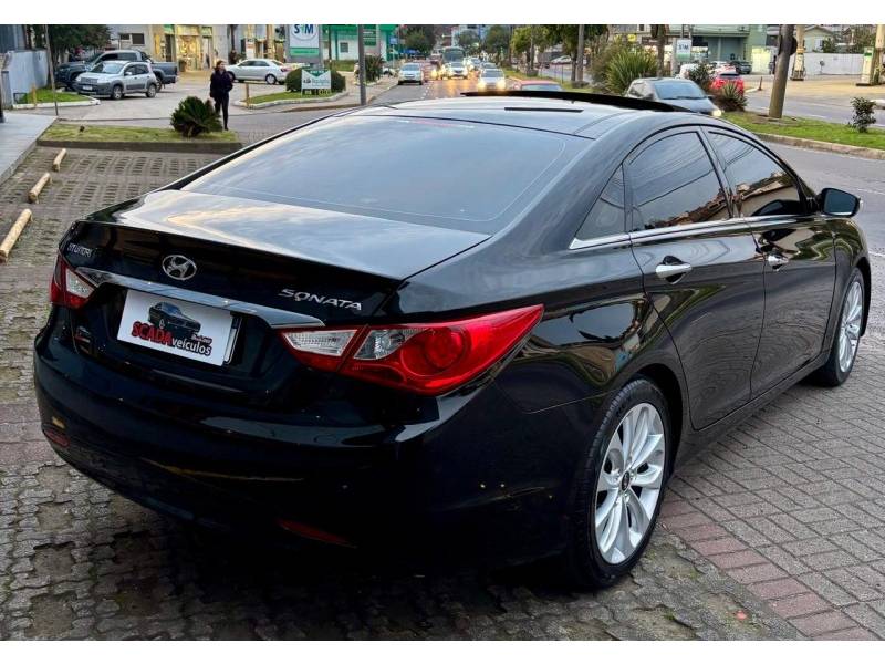 HYUNDAI - SONATA - 2012/2013 - Preta - R$ 74.900,00