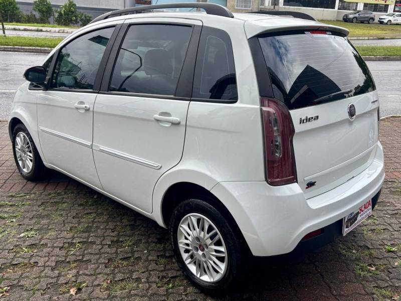 FIAT - IDEA - 2012/2013 - Branca - R$ 39.900,00