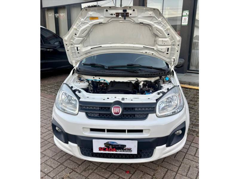 FIAT - UNO - 2017/2017 - Branca - R$ 42.900,00
