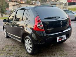 RENAULT - SANDERO - 2010/2010 - Preta - R$ 31.900,00