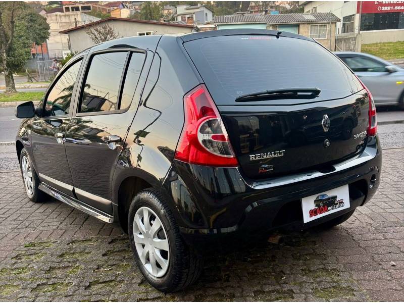 RENAULT - SANDERO - 2010/2010 - Preta - R$ 31.900,00