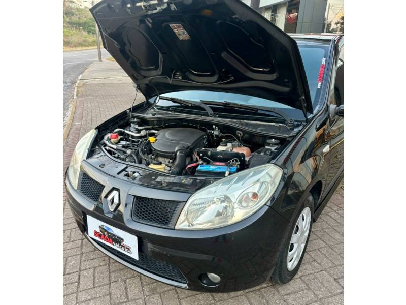 RENAULT - SANDERO - 2010/2010 - Preta - R$ 31.900,00