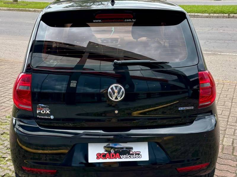 VOLKSWAGEN - FOX - 2014/2014 - Preta - R$ 44.900,00