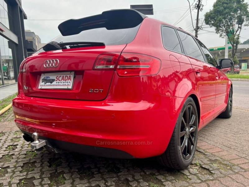 AUDI - A3 - 2009/2009 - Vermelha - R$ 84.900,00